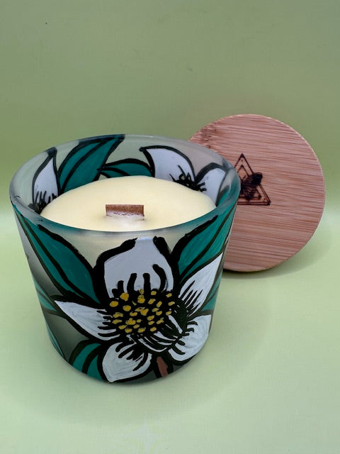 Seasonal Iconic Glow Candles